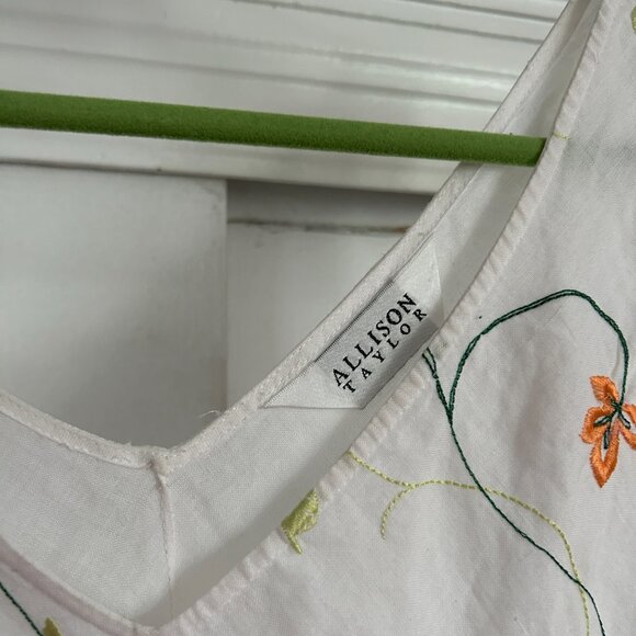 Lovely Vintage White Embroidered Tank Top - Picture 2 of 3